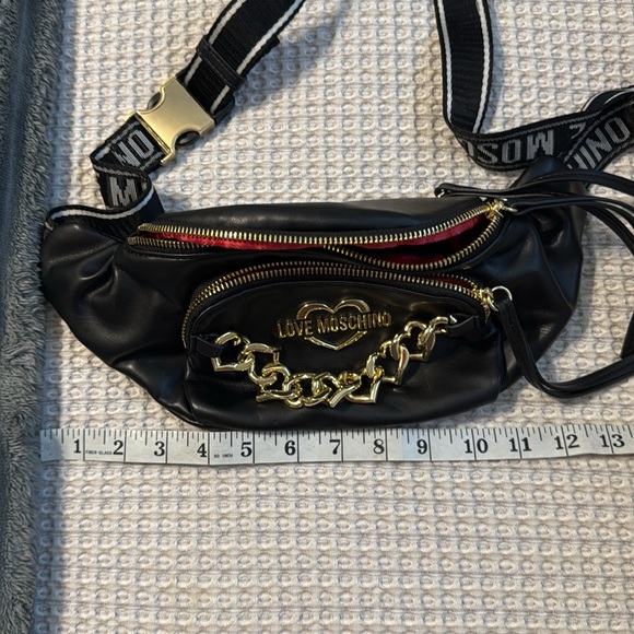 Love Moschino Black Belt Bag with Gold Chain - Picture 8 of 11